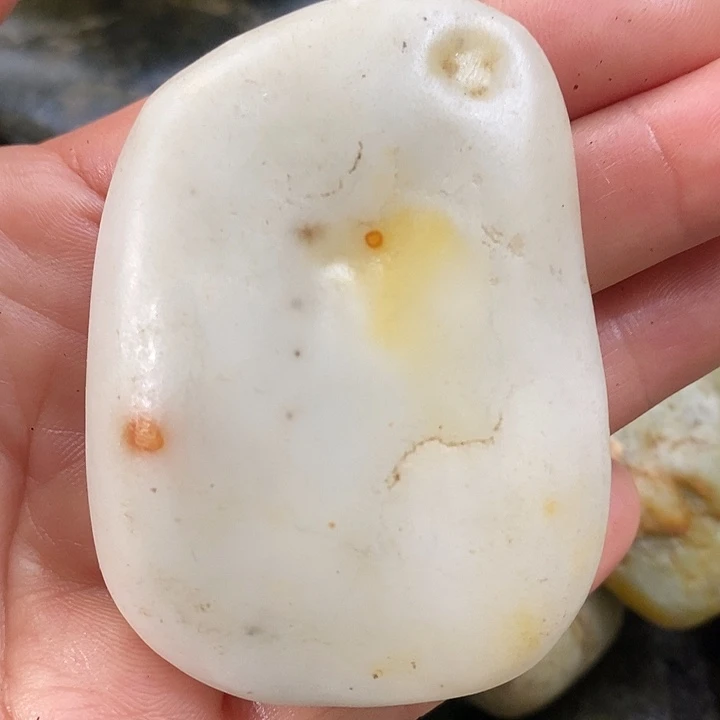 和田玉（糖玉）未镶嵌挂件