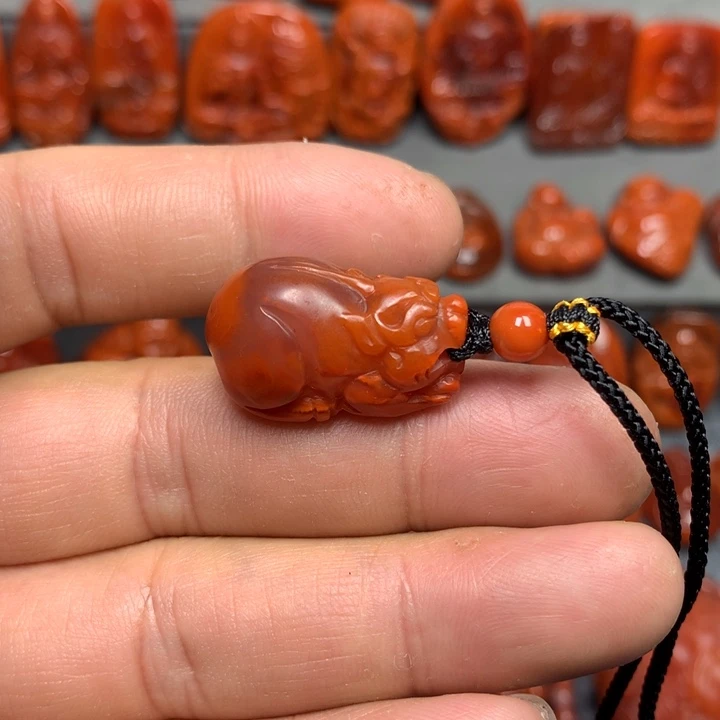 南红玛瑙吊坠(不含链)未镶嵌