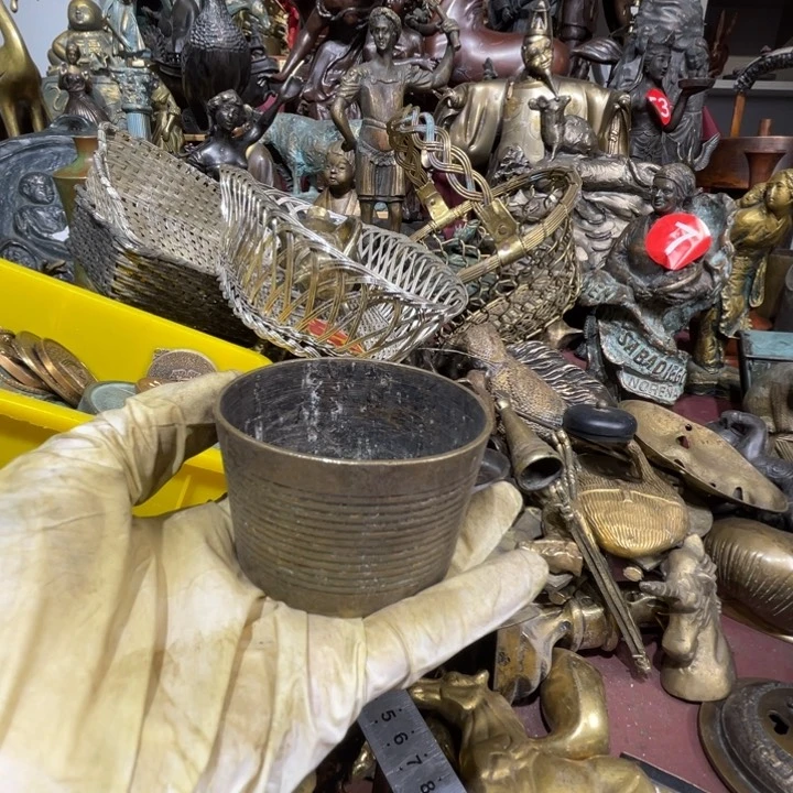 小*山大阪回流铜器摆件