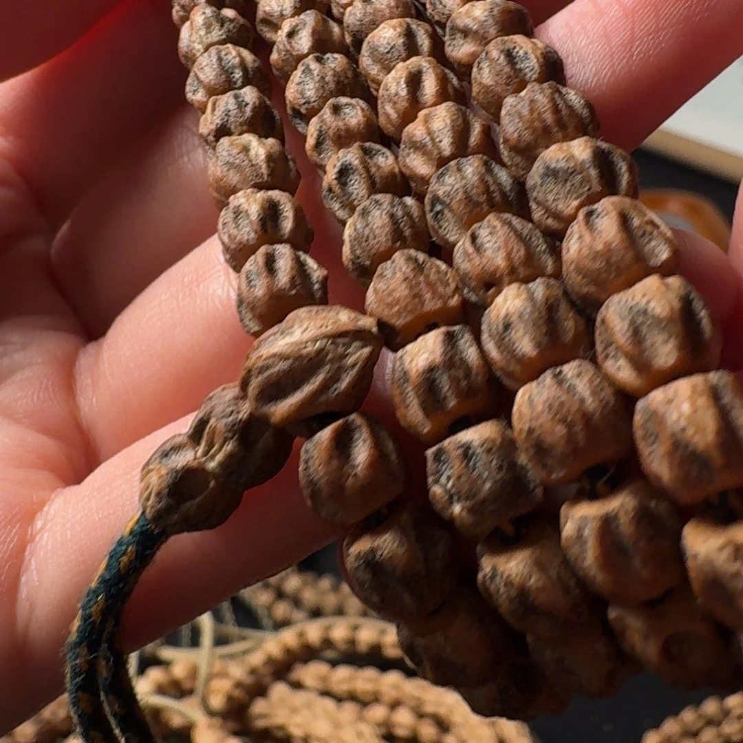 该***！柏香籽/百香籽吊坠