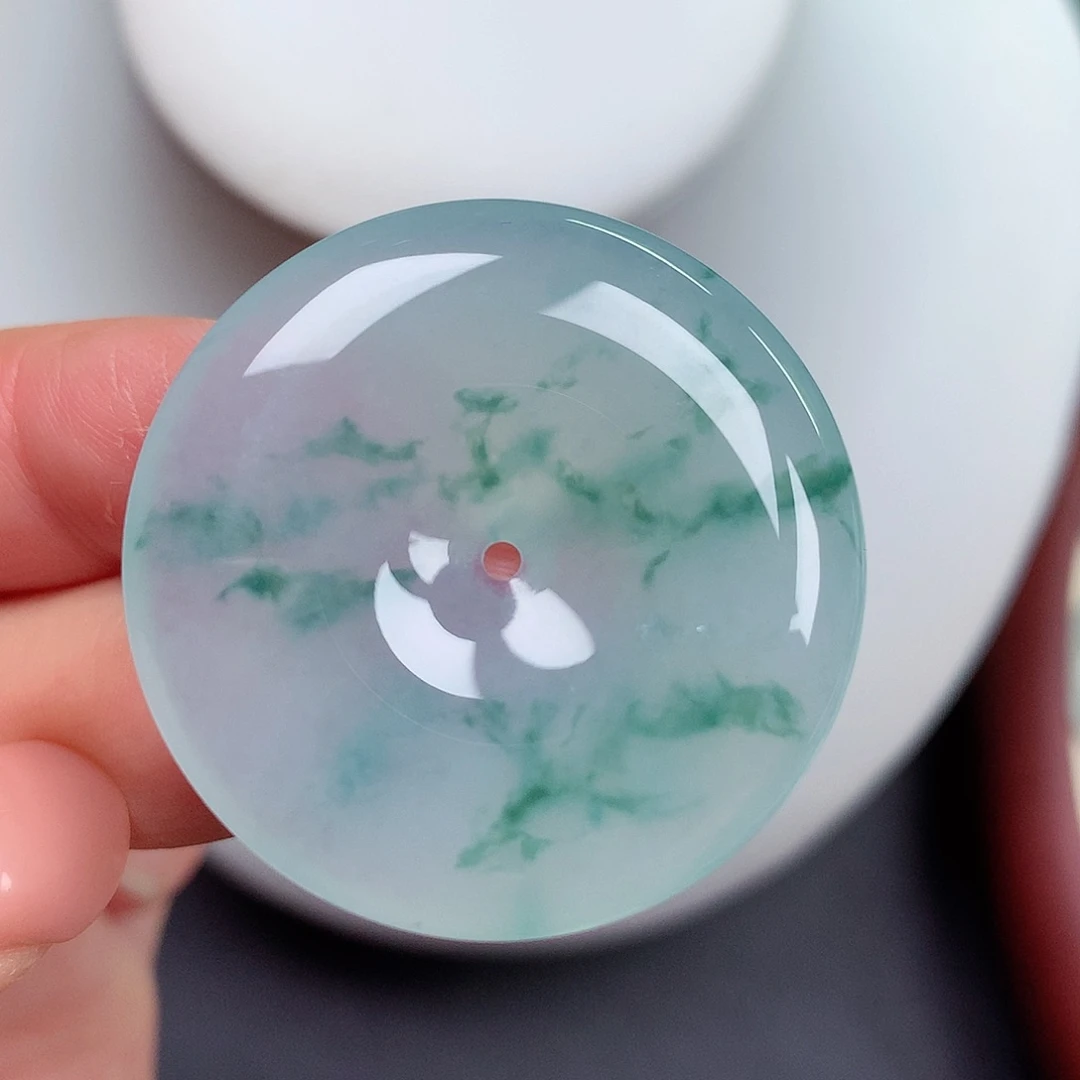 翡翠未镶嵌颈饰平安扣