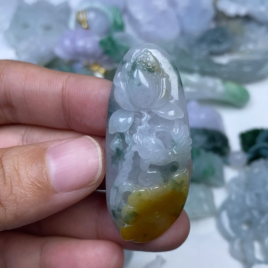 翡翠未镶嵌颈饰翡翠