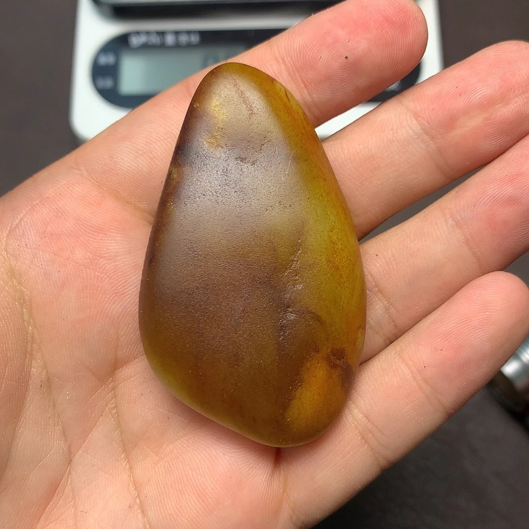 和田玉（糖玉）未镶嵌挂件