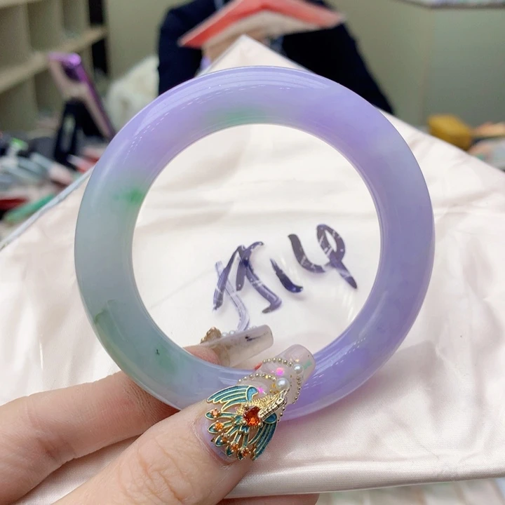 翡翠手镯未镶嵌C**e翡翠手镯