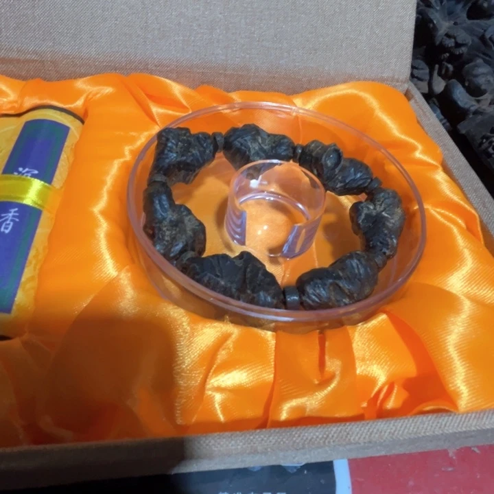 滴血莲花菩提吊坠