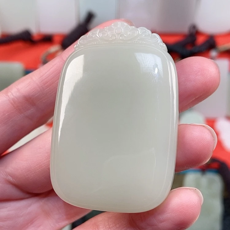 【闪购商品】颈饰未镶嵌和田玉