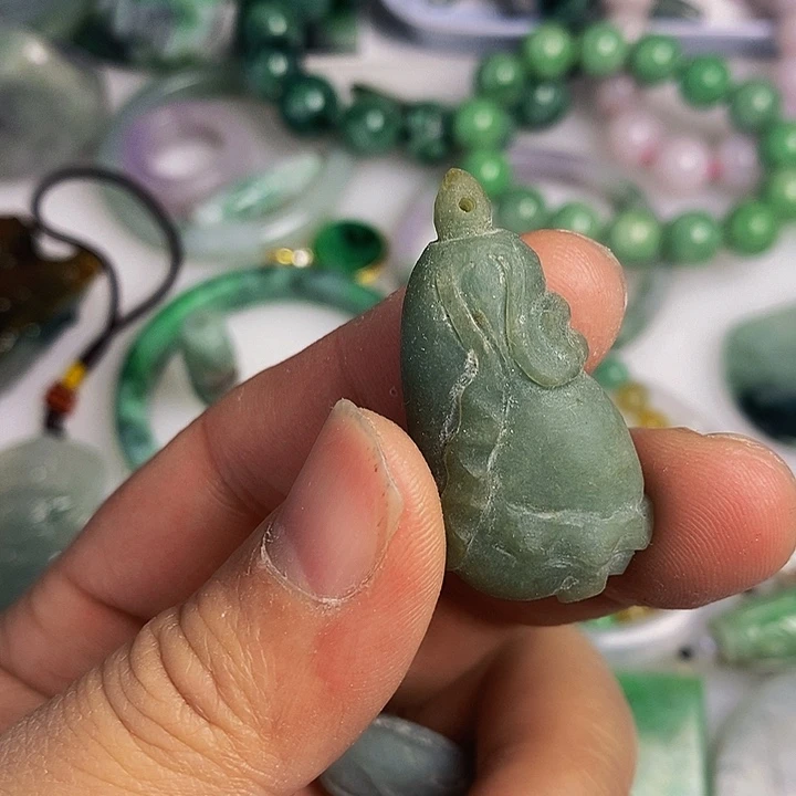 翡翠散珠天然翡翠A货挂件