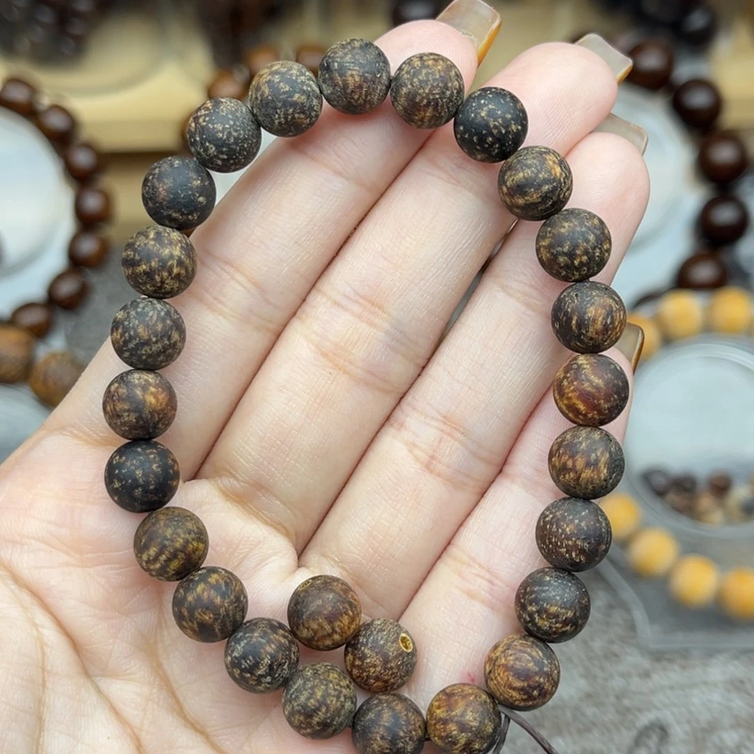 䒕****贡木印尼0.8黑龙鳞