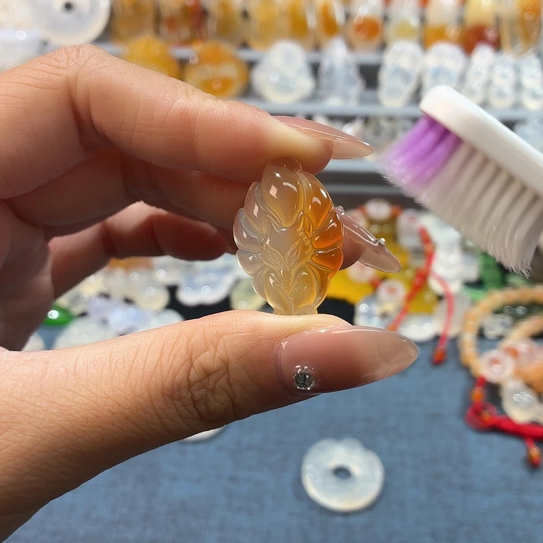 玛瑙/玉髓合金颈饰