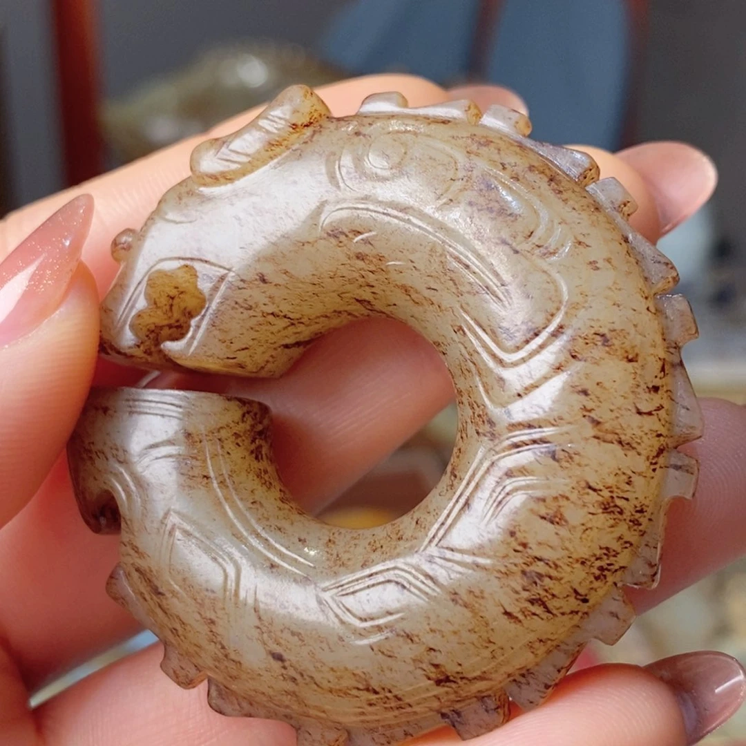 和田玉颈饰未镶嵌无****尔