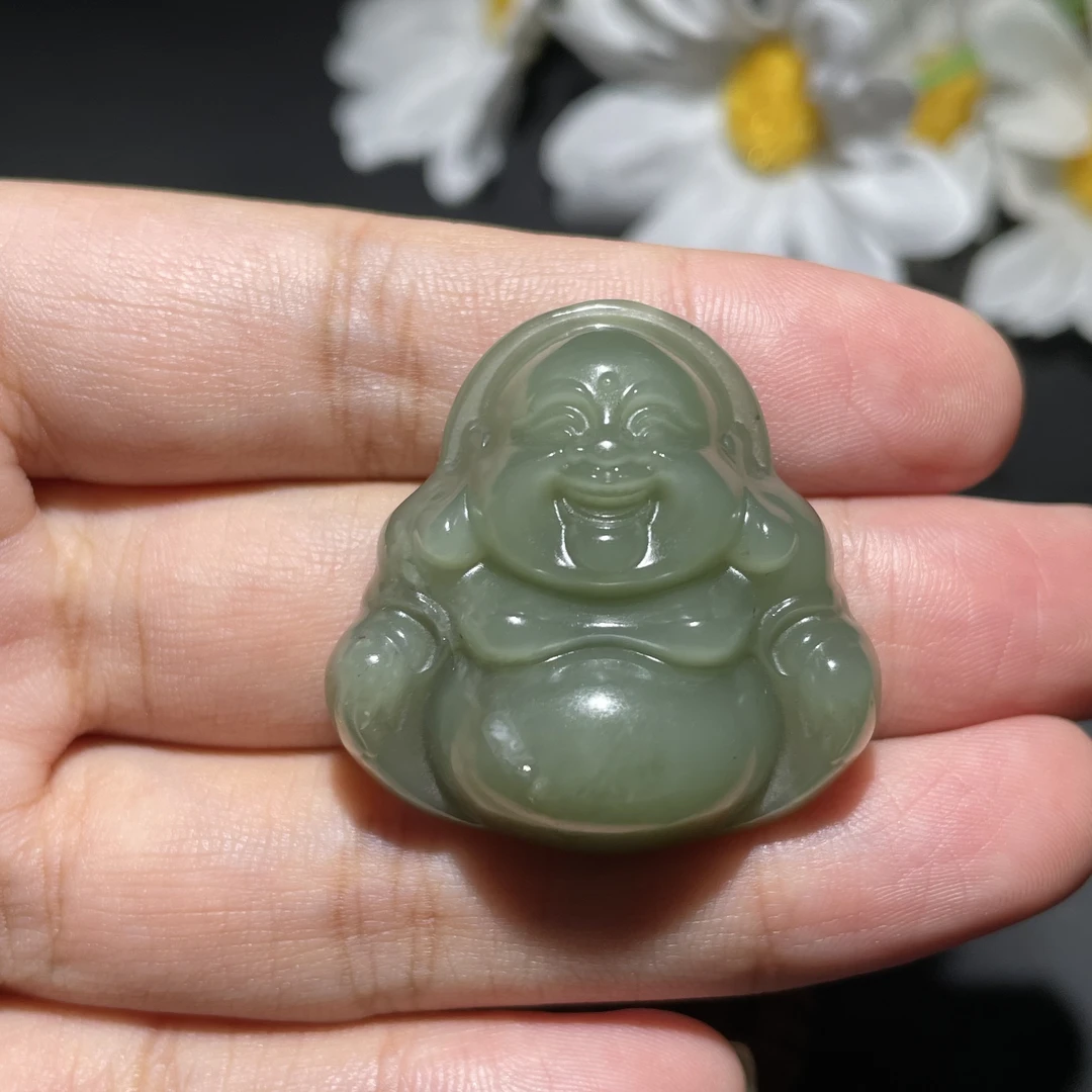 天然和田玉青海湖水绿大肚佛公弥勒佛吊坠17.6克32.6-11.8毫米