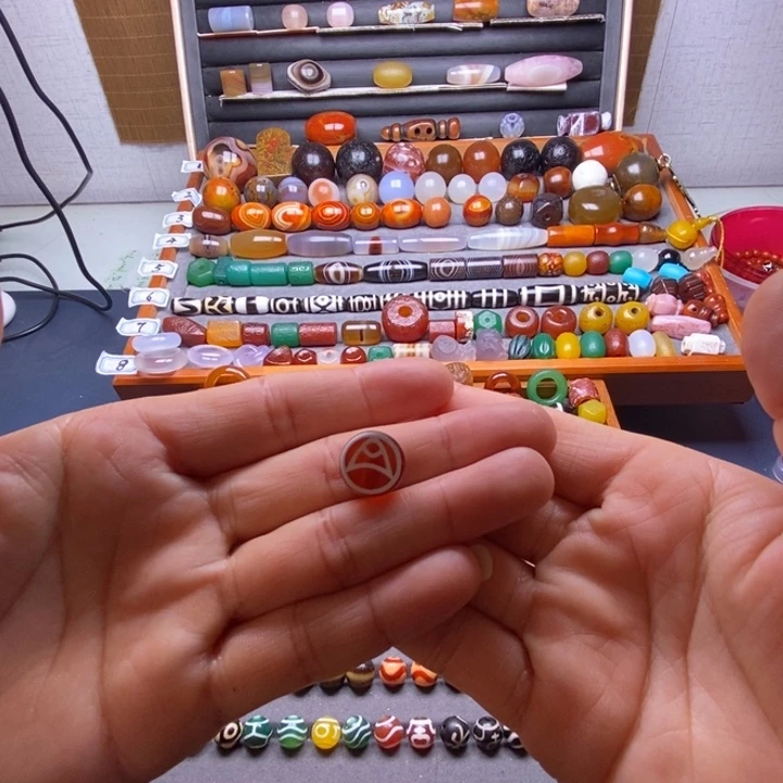 玛瑙/玉髓未镶嵌巴西玛瑙饰品桶珠