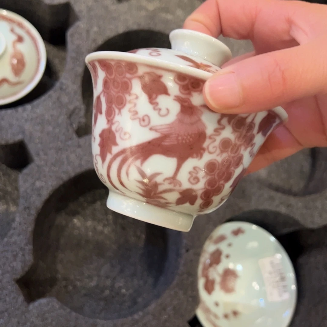 畅怀堂原矿釉里红盖碗