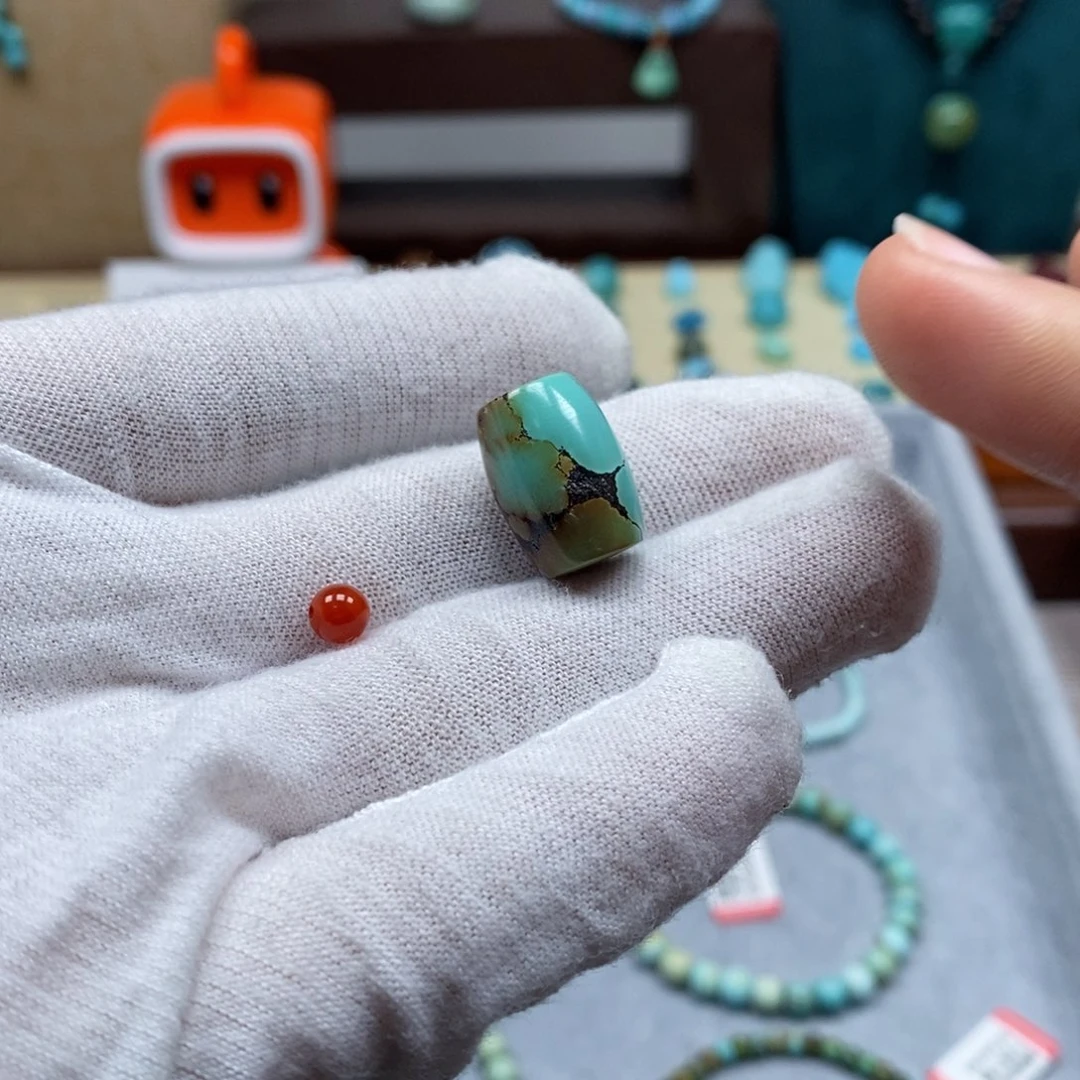 未镶嵌配饰南红玛瑙