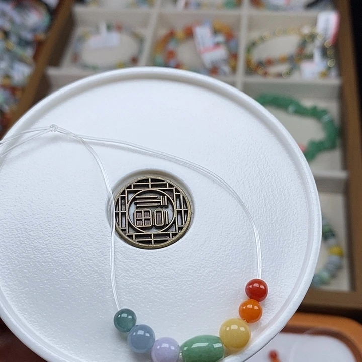 翡翠未镶嵌手串散珠无鉴赏