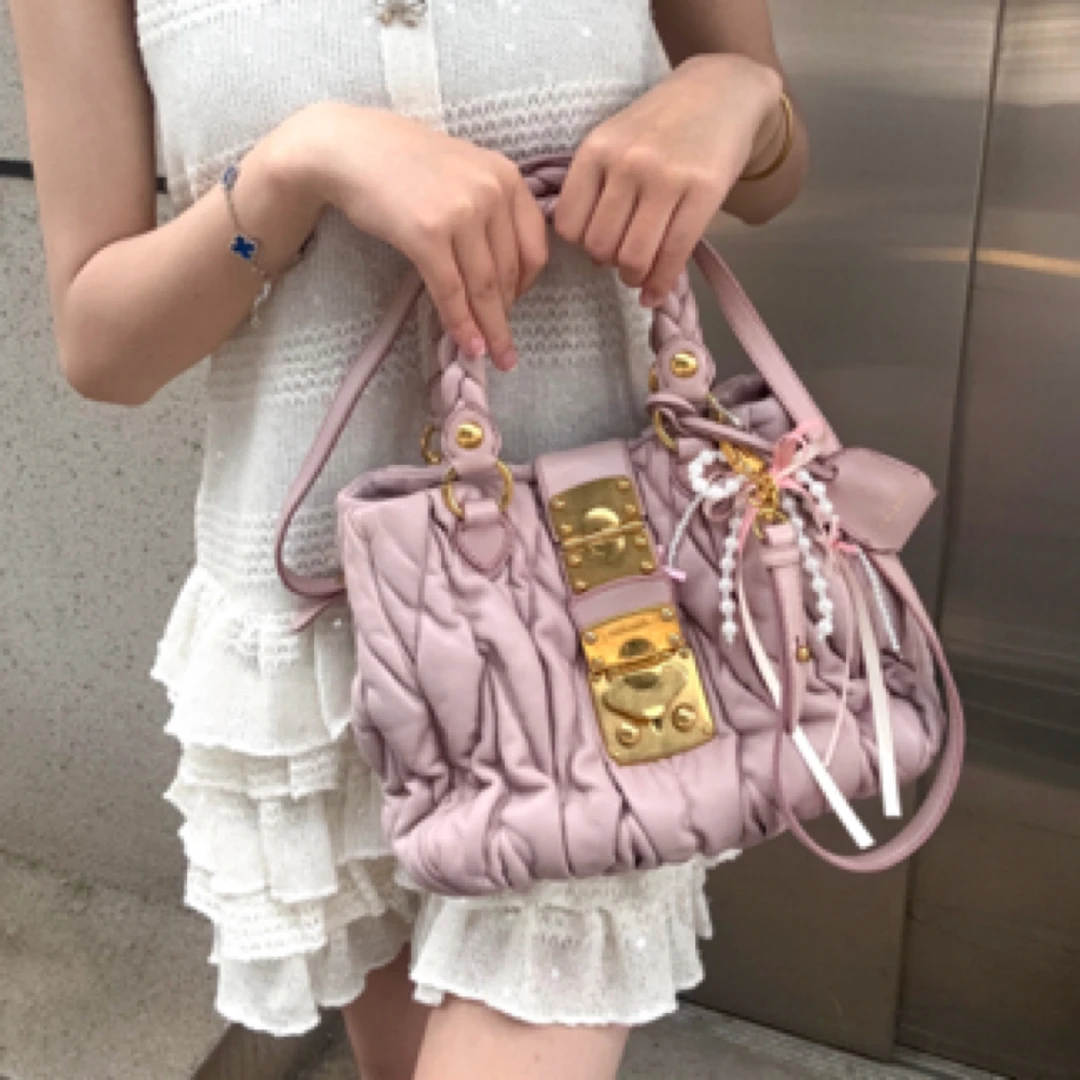 95新 MIU MIU/缪缪 粉紫色褶皱南瓜包有肩带