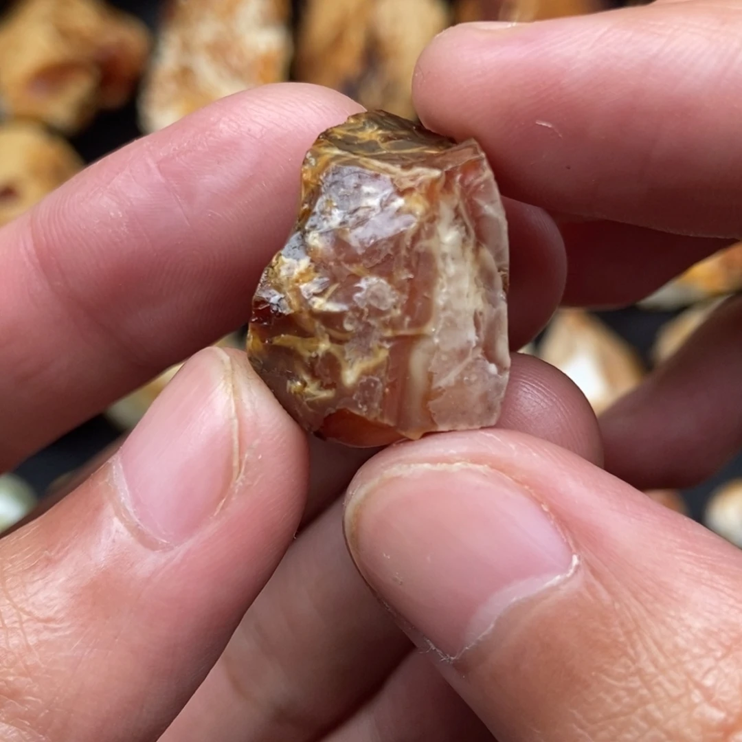 定制琥珀未镶嵌定制