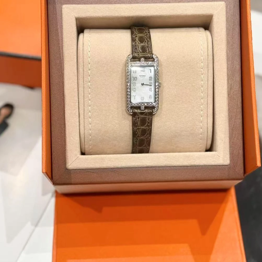 99新 Hermes/爱马仕 p/爱马仕镶钻石英女表