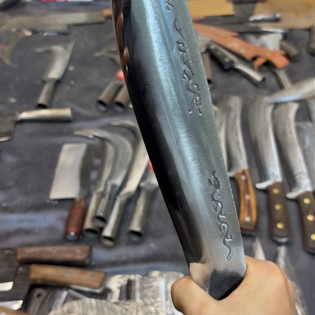 秋***魂高碳锰钢云南阿老表手工锻打刀