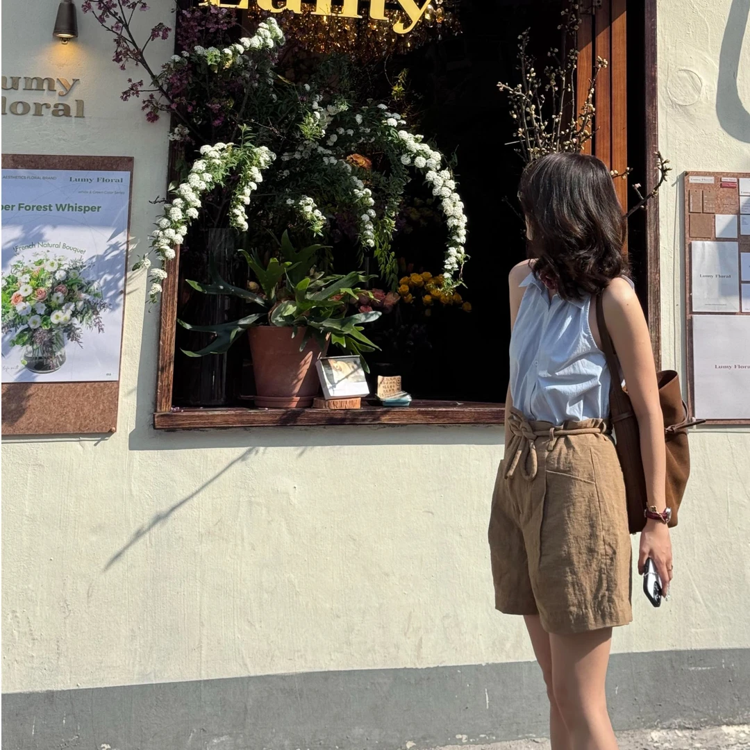 法式高级感无袖Polo领衬衫女夏季2025新款气质设计感小众别致上衣