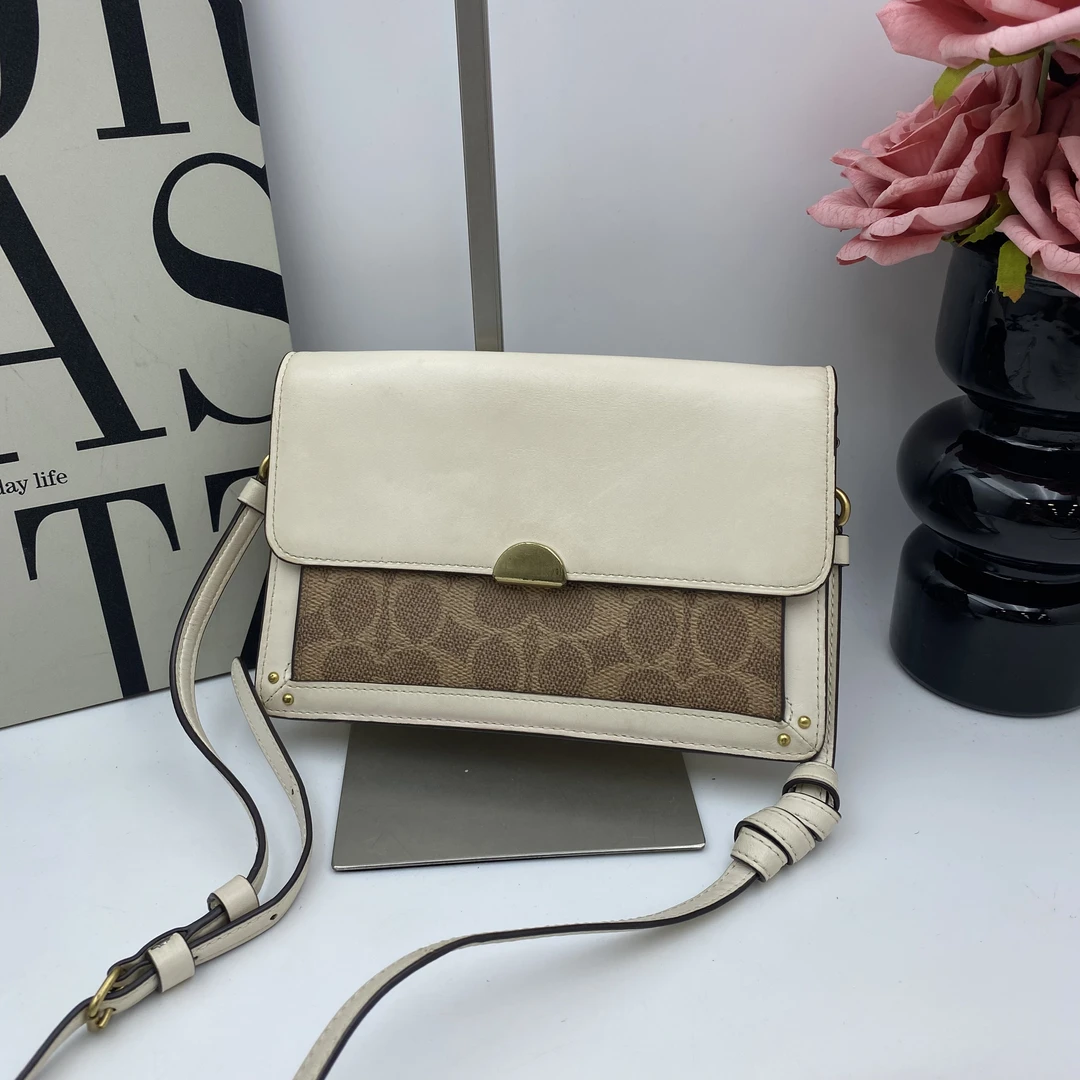 95新 COACH/蔻驰 17740 斜挎包