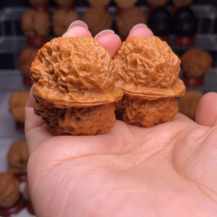 文玩核桃吊坠20小帝王蟾