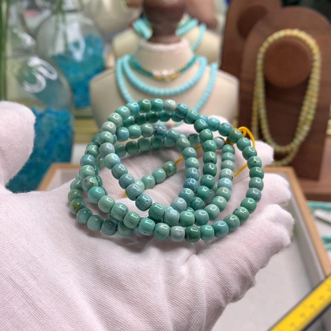 绿松石未镶嵌饰品