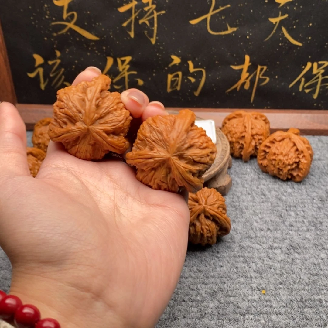 【闪购商品】吊坠文玩核桃7**