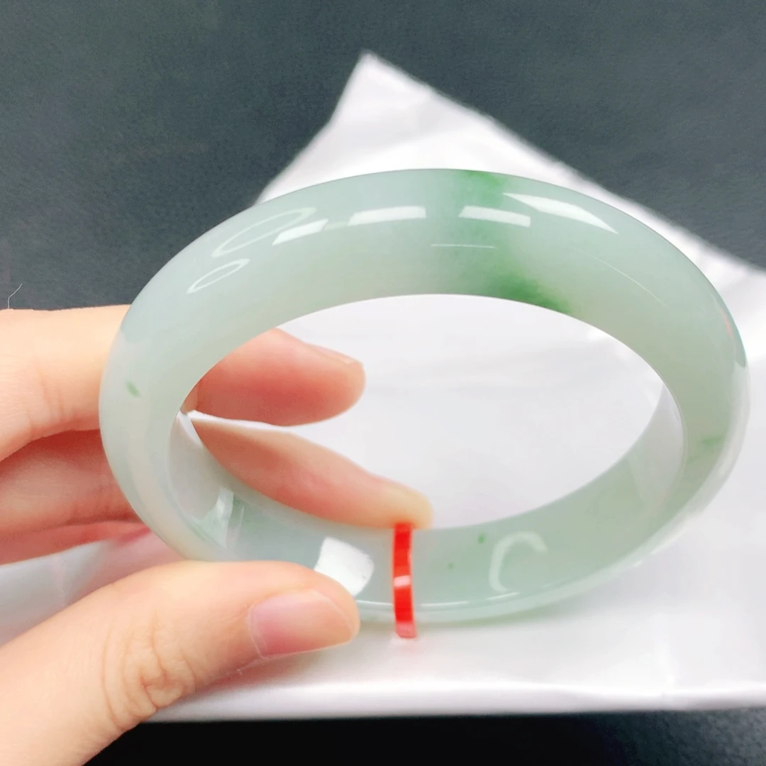 翡翠未镶嵌手镯56圈口