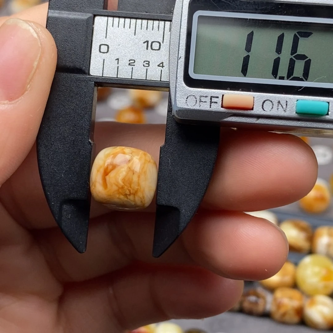 琥珀未镶嵌耳饰老型