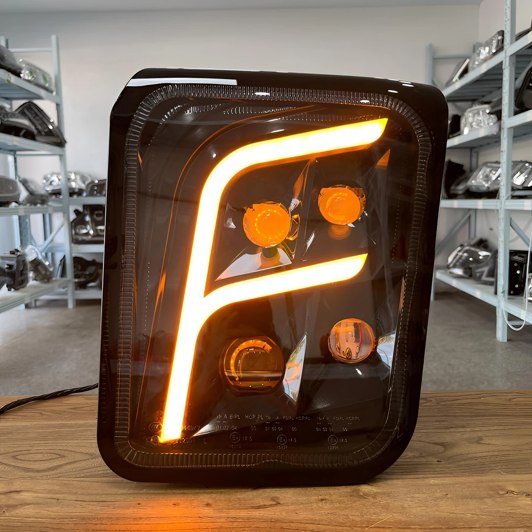 适用于红岩杰狮杰卡大灯总成4透镜高亮LED激光改装款矩阵原厂配件