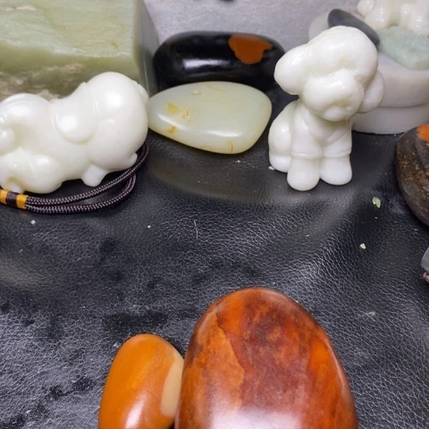 和田玉珠宝奇石足铂镶嵌山