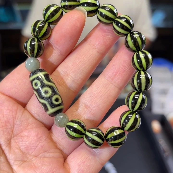 玛瑙/玉髓颈饰未镶嵌玛瑙