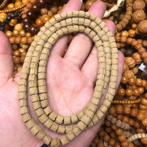 百香籽脖挂(108桶珠5-6mm)热枕高油高密百香籽