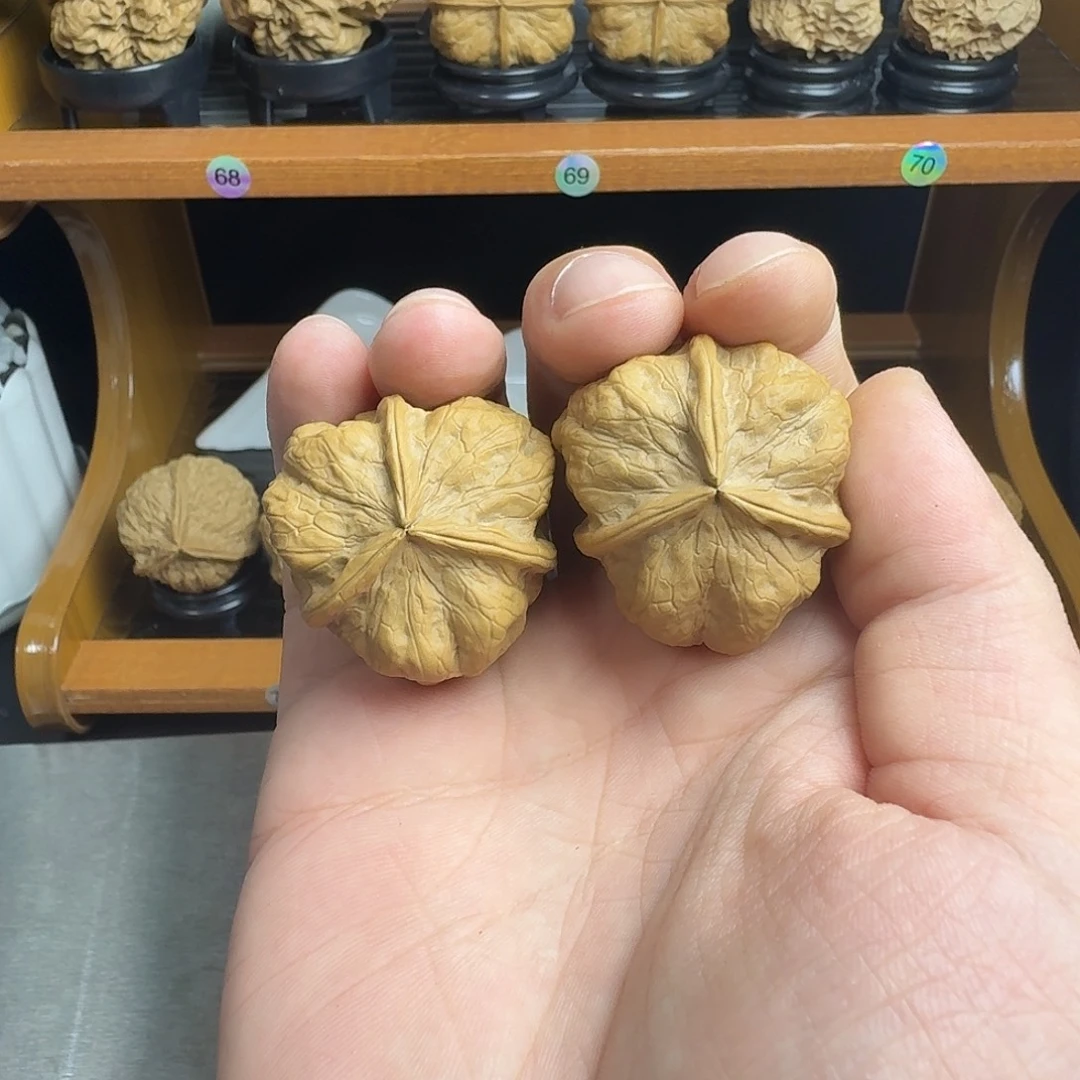 *****把件文玩核桃28号梅花金蟾36尺
