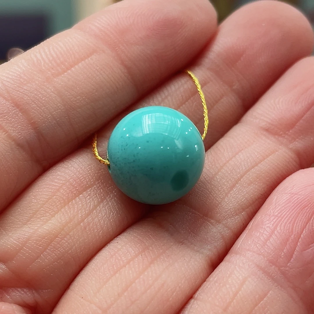 绿松石颈饰未镶嵌