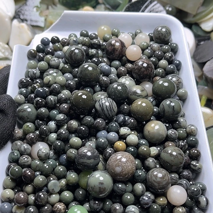 和田玉（糖玉）和田玉边角料9K金镶嵌孝*先