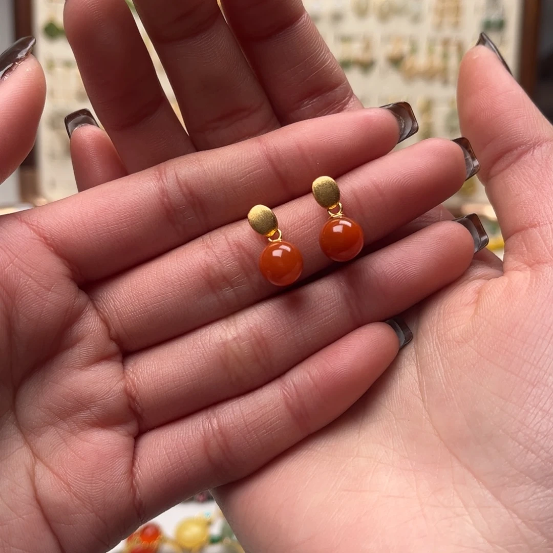 和田玉未镶嵌耳饰