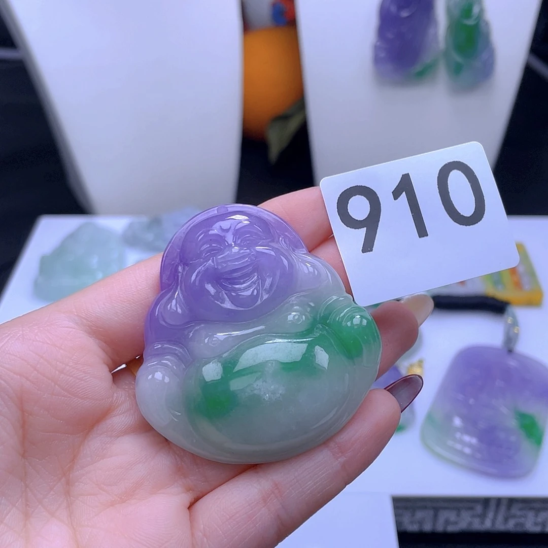 翡翠吊坠(赠链)未镶嵌