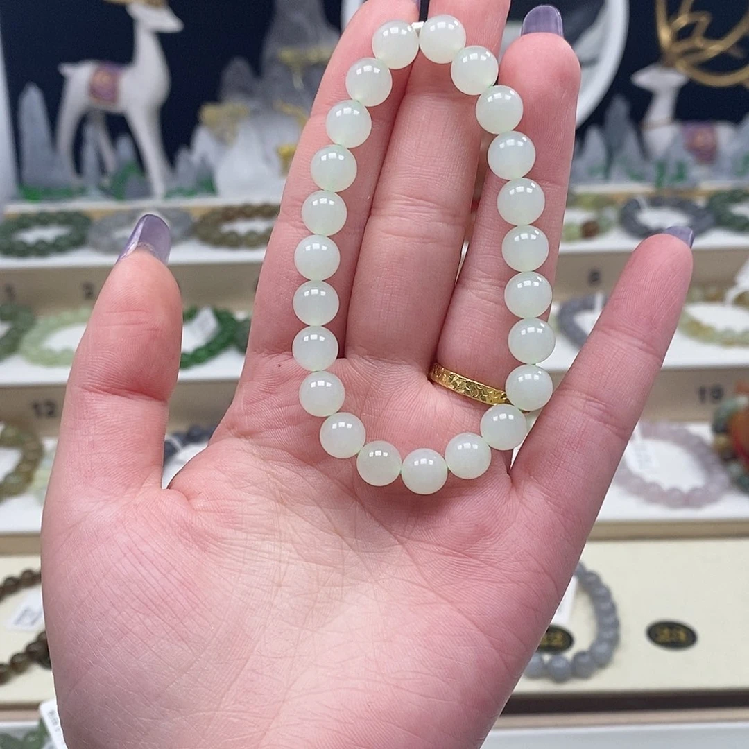 未镶嵌手串和田玉Y****`