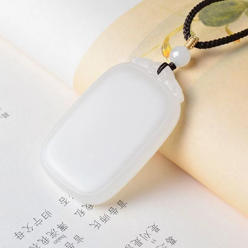 新款金丝玉白色精美平安无事牌吊坠纯天然男女款玉石项链玉佩挂件