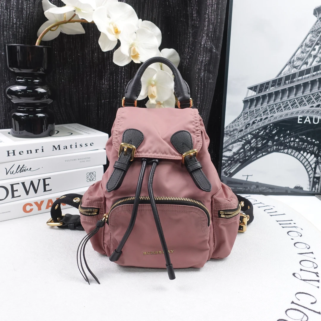 95新 BURBERRY/博柏利 双肩包/T10174948