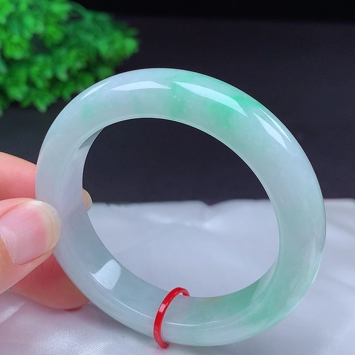 翡翠未镶嵌手镯52圈口438021