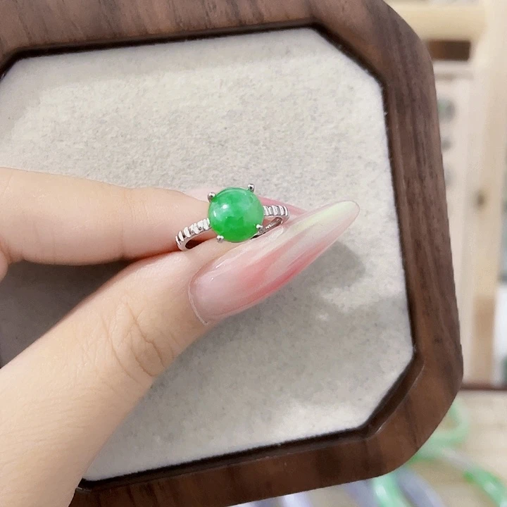 翡翠未镶嵌颈饰天然翡翠Ａ货