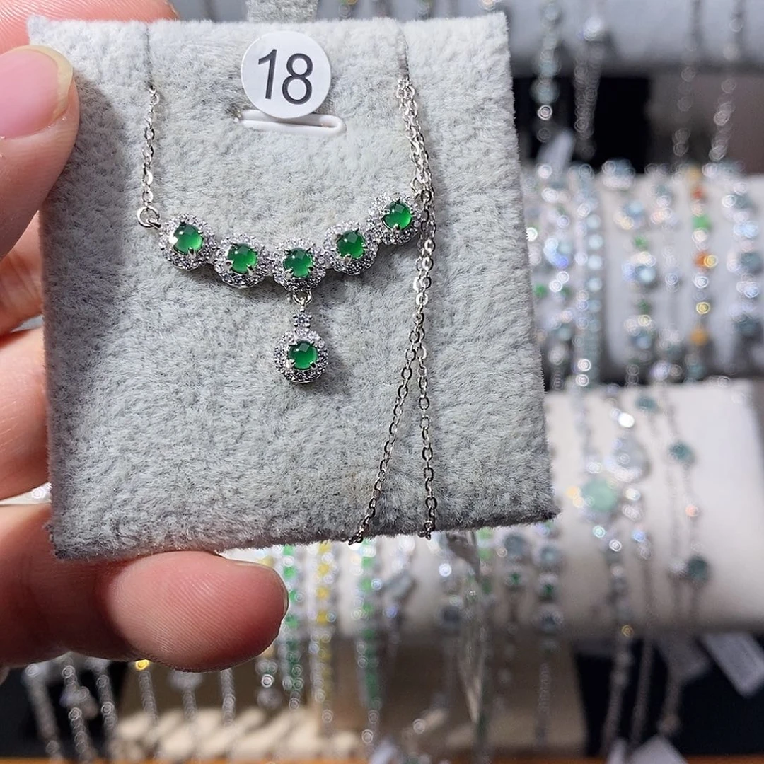 翡翠银S925镶嵌颈饰