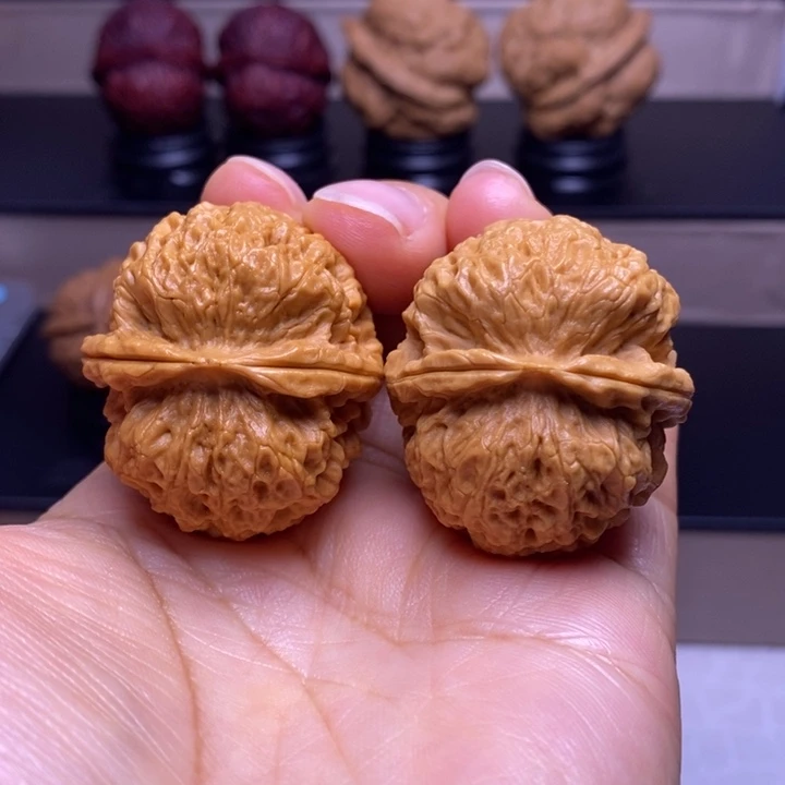 文玩核桃把件麒麟王73