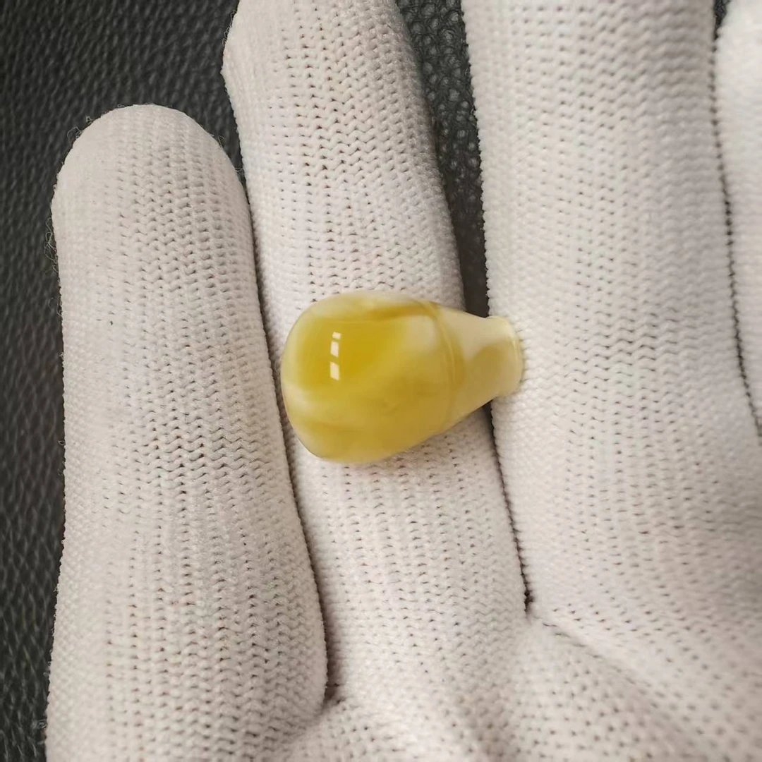 尺寸对孔13mm左右蜜蜡腰花三通一个《小鱼文玩》898号