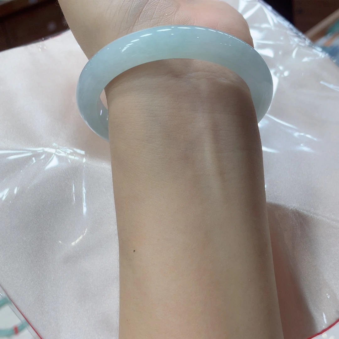 未镶嵌手镯翡翠买断