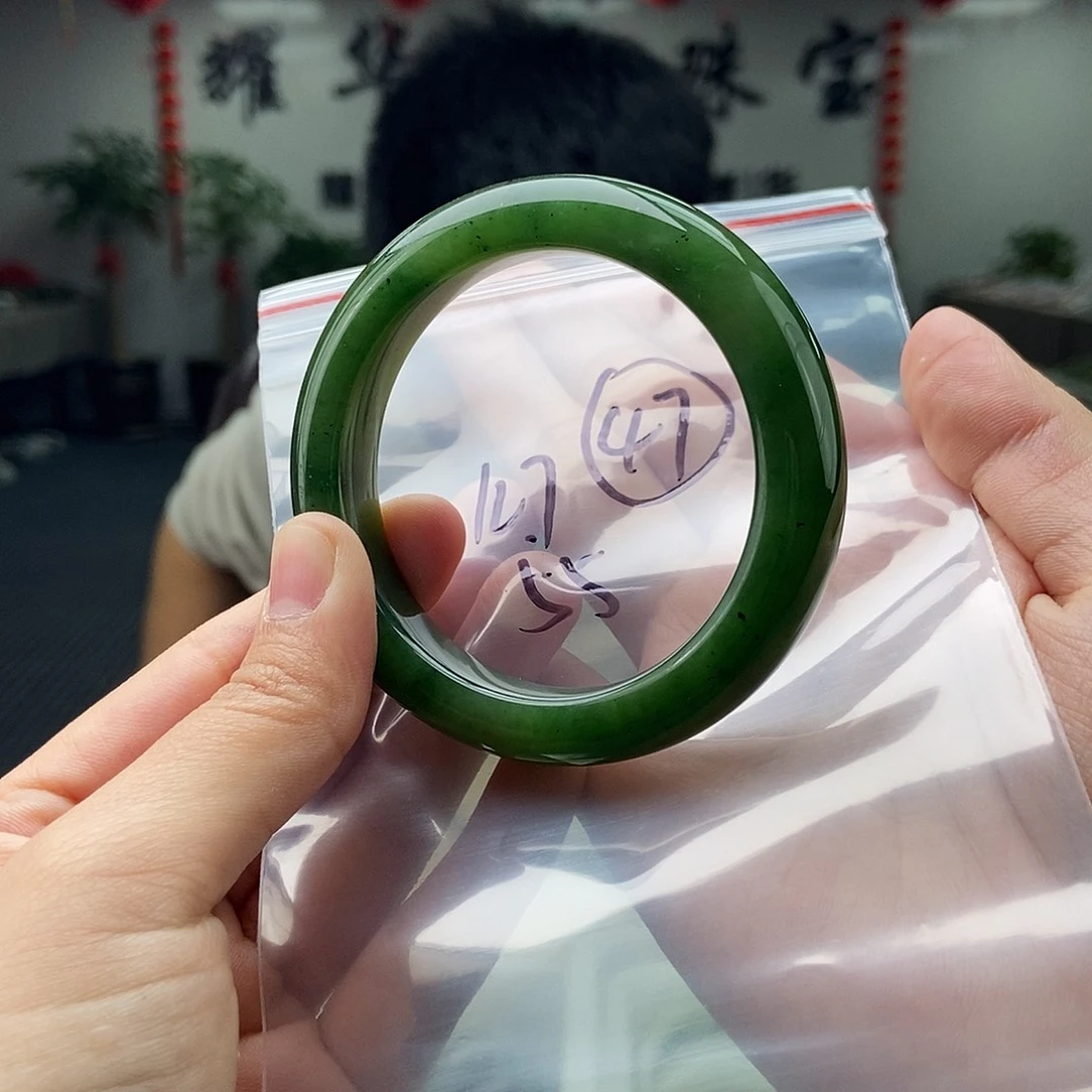 和田玉颜色多样性发拍一发一未镶嵌