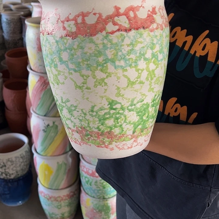 微瑕高度26厘米口径20厘米